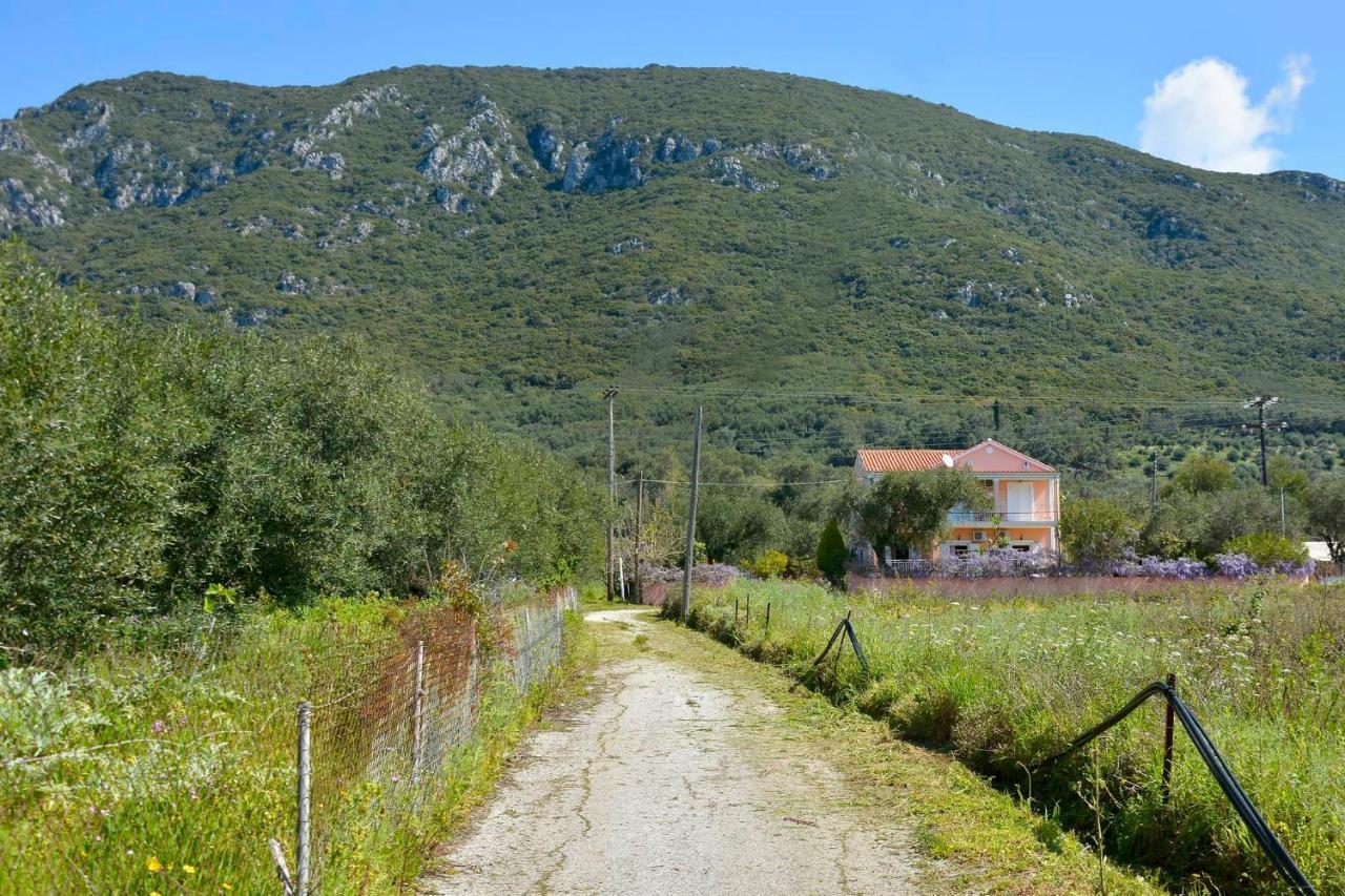 Giokos Daire Ágios Matthaíos Dış mekan fotoğraf